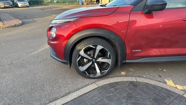 Nissan Juke 1.6 Hybrid Tekna 5dr Auto Hybrid Hatchback